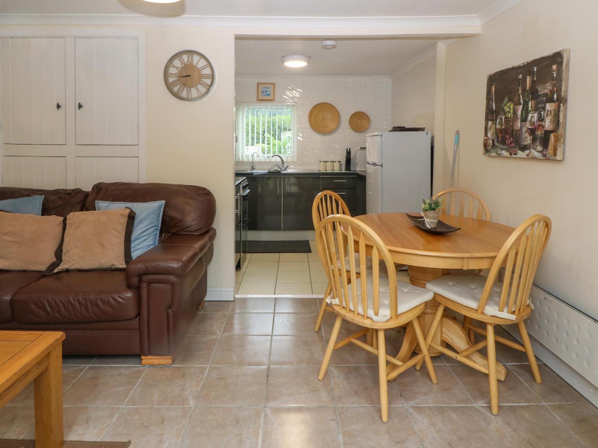 245 Riverside Caernarfon